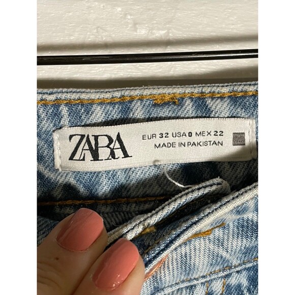 Zara Women High Rise Ankle Length Straight Leg Jeans Light Acid Wash Blue Size 0 - Picture 4 of 12